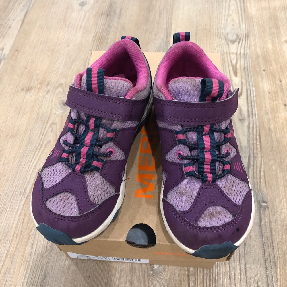 Merrills Toddler Girl size 12 M Trail Chaser